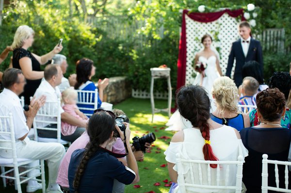 Comment déniches le photographe mariage qui vous fera briller ?